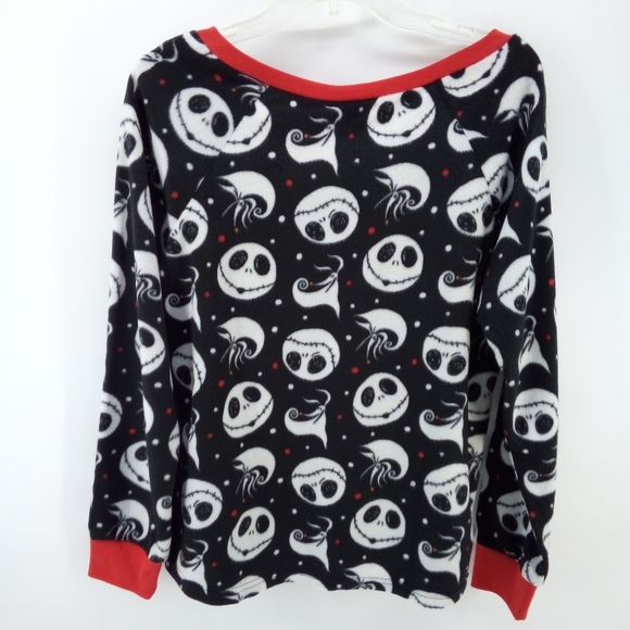 NWT The Nightmare Before Christmas Plush Pajama Top M Black White Red Holiday - Picture 6 of 9